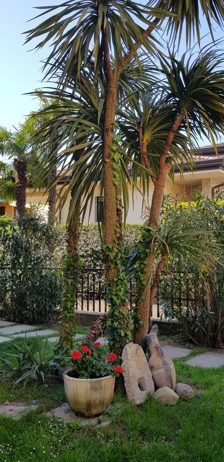 La Casa Di Rivo Hotel Desenzano del Garda Exterior foto