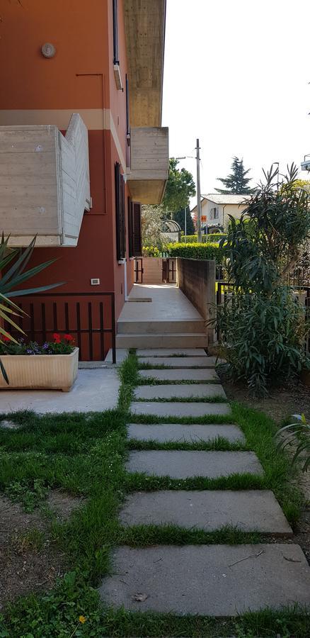La Casa Di Rivo Hotel Desenzano del Garda Exterior foto