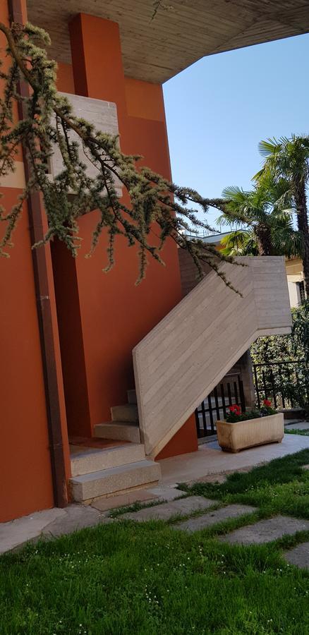 La Casa Di Rivo Hotel Desenzano del Garda Exterior foto